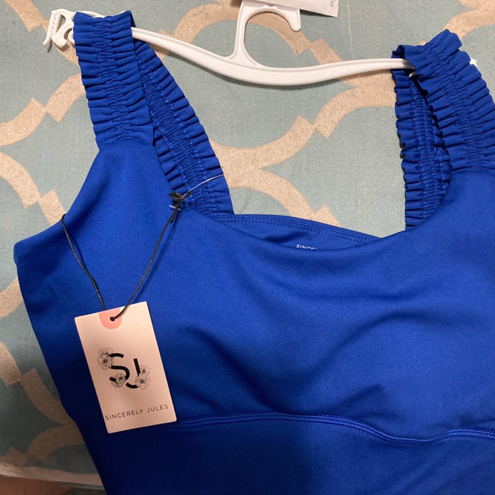 Sincerely Jules athletic top/“bra”